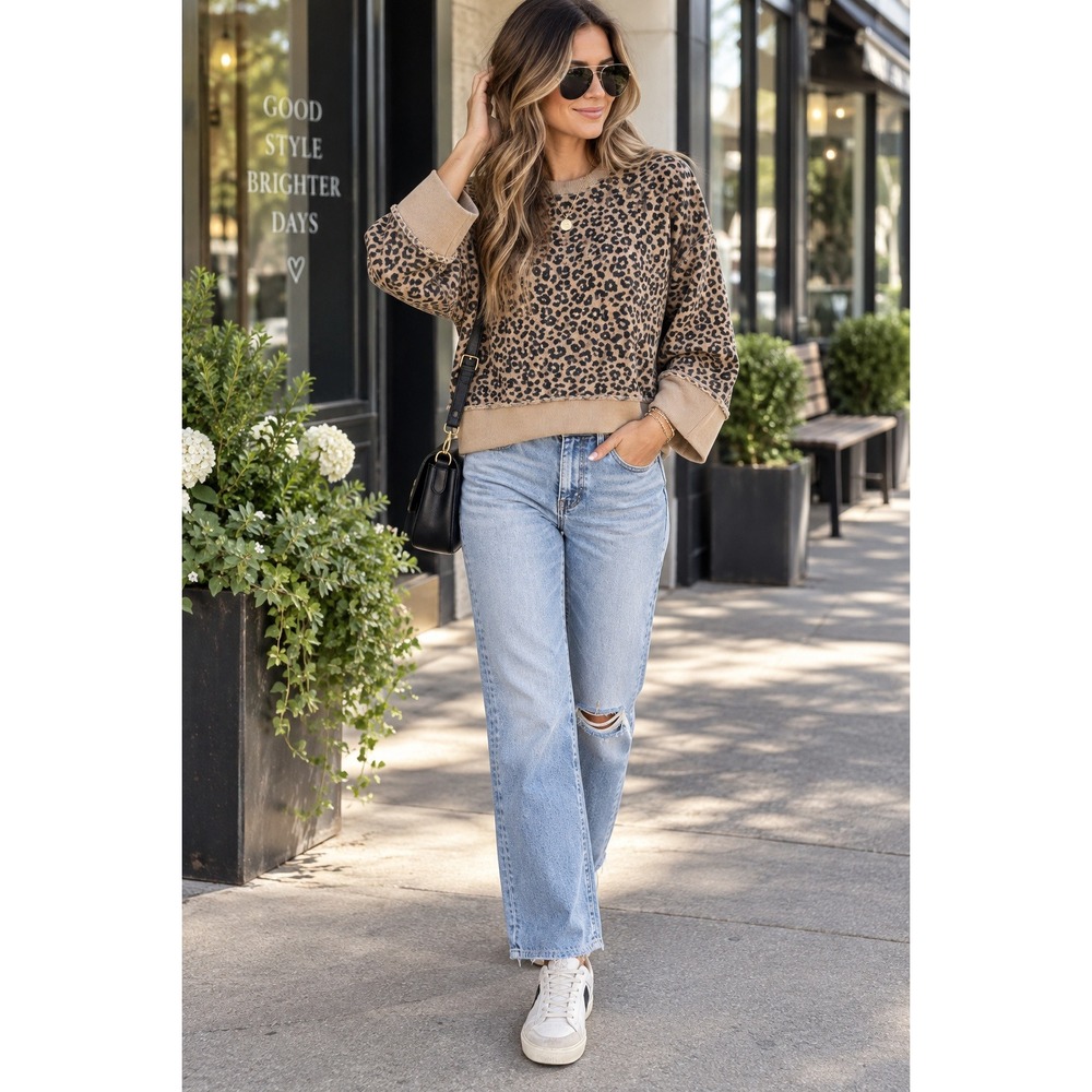 American Eagle "This Feels Seriously Lived-In" leopard-print sweatshirt Medium.